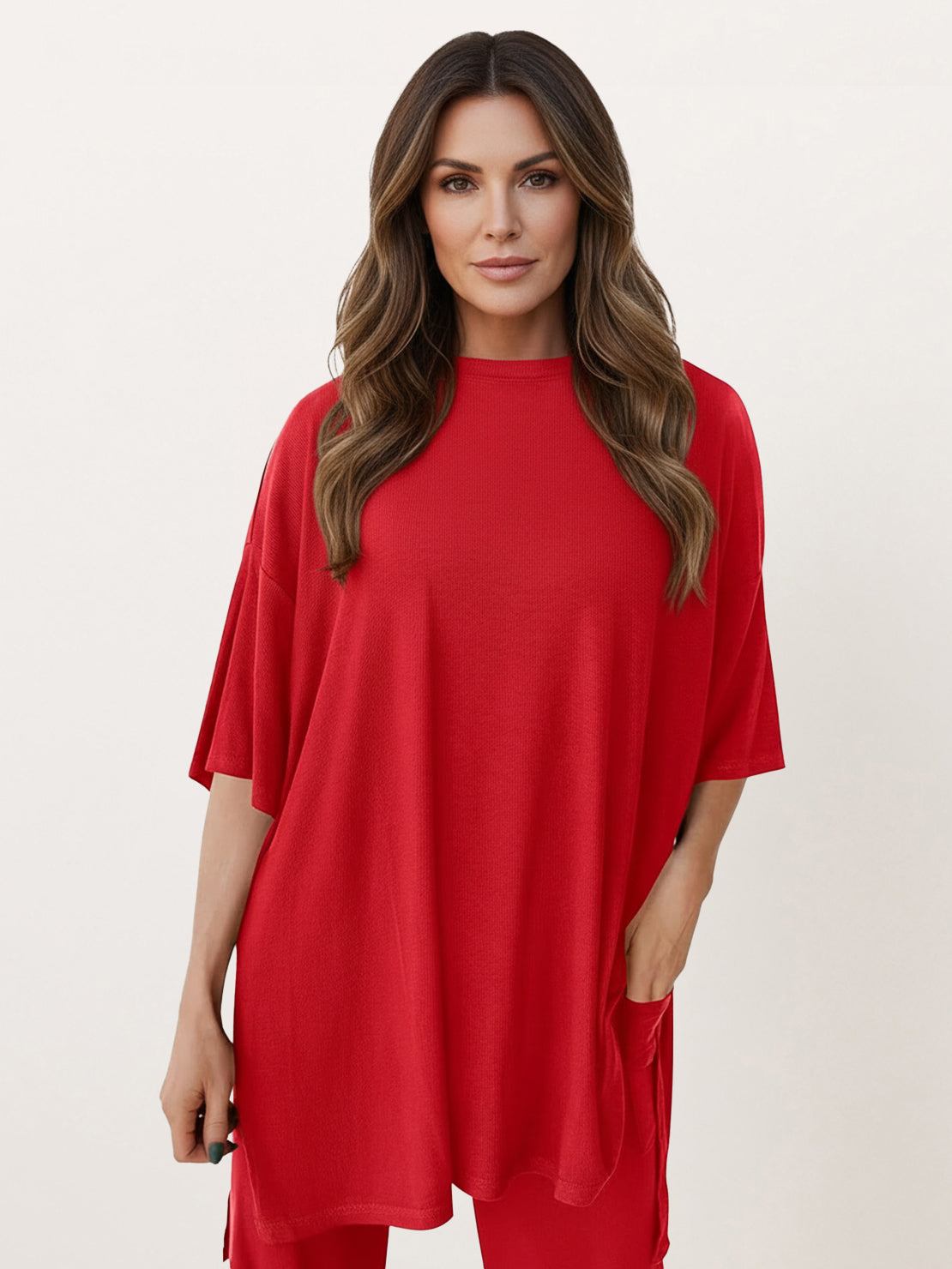 Oversized long-line loungewear set with pullover and straight-leg pants in soft knit fabric