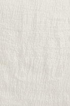 Eco-linen Color-POP Scarf in neutral tones, lightweight and breathable for all-weather wear