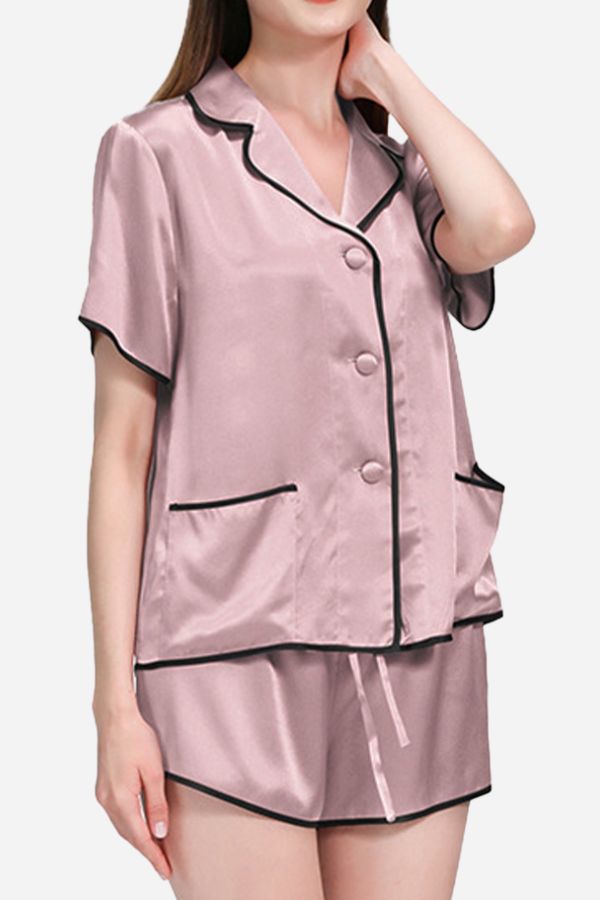 Women’s mulberry silk hemd pajama set with black trimmed short sleeves and shorts