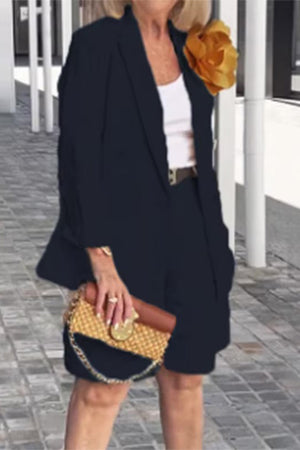 Stylish Blazer & Shorts Two-Piece Set