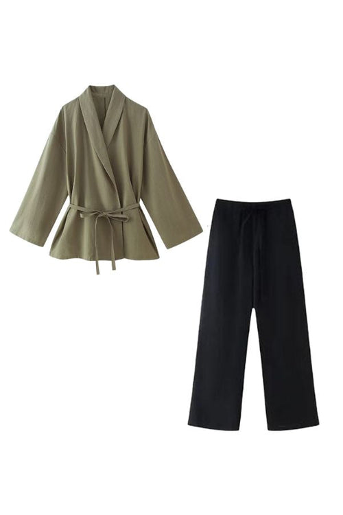 Versatile Mix-Match Lounge-to-Travel Set