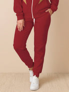 Colorblock Comfort Tracksuit with contrast curved panels and stand collar jacket in wrinkle-resistant fabric