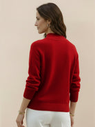Lightweight 100% Italian cashmere sweater with mock-neck and regular fit