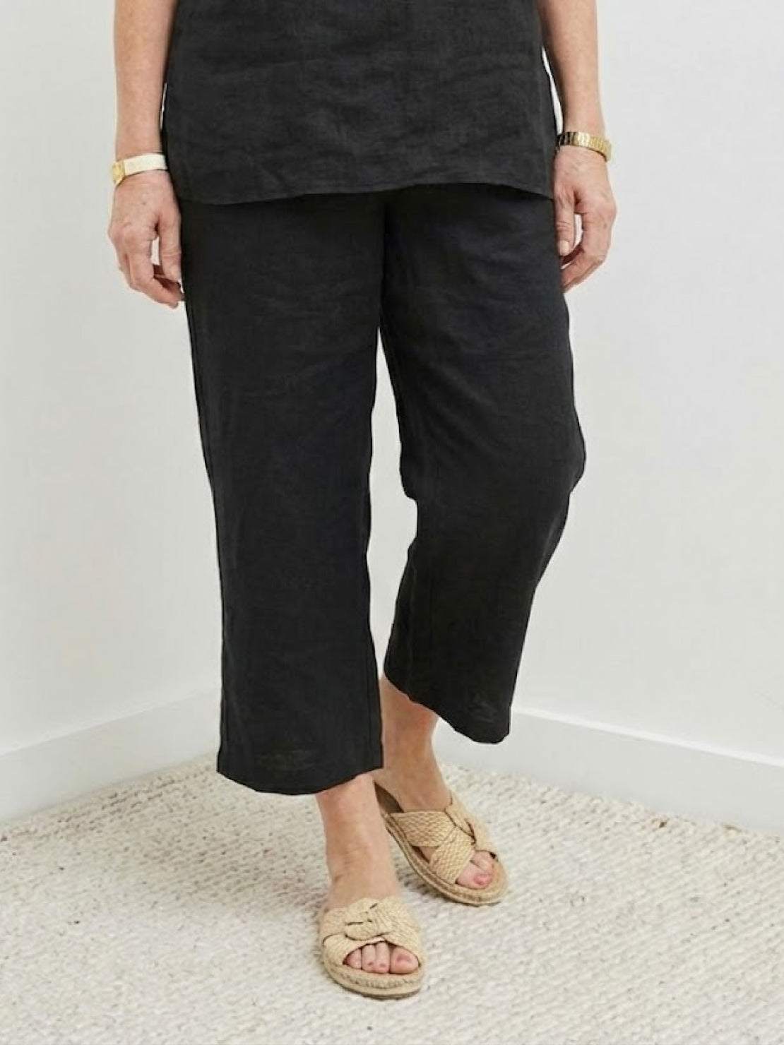 Breezy cotton blend two-piece summer outfit with short-sleeve top and elastic waist pants